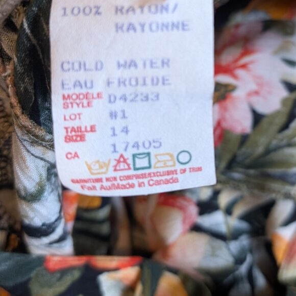 Conrad C. Vintage Skirt Floral Rayon Button Front Crinkle Midi Vacation Size 14 - Picture 9 of 10